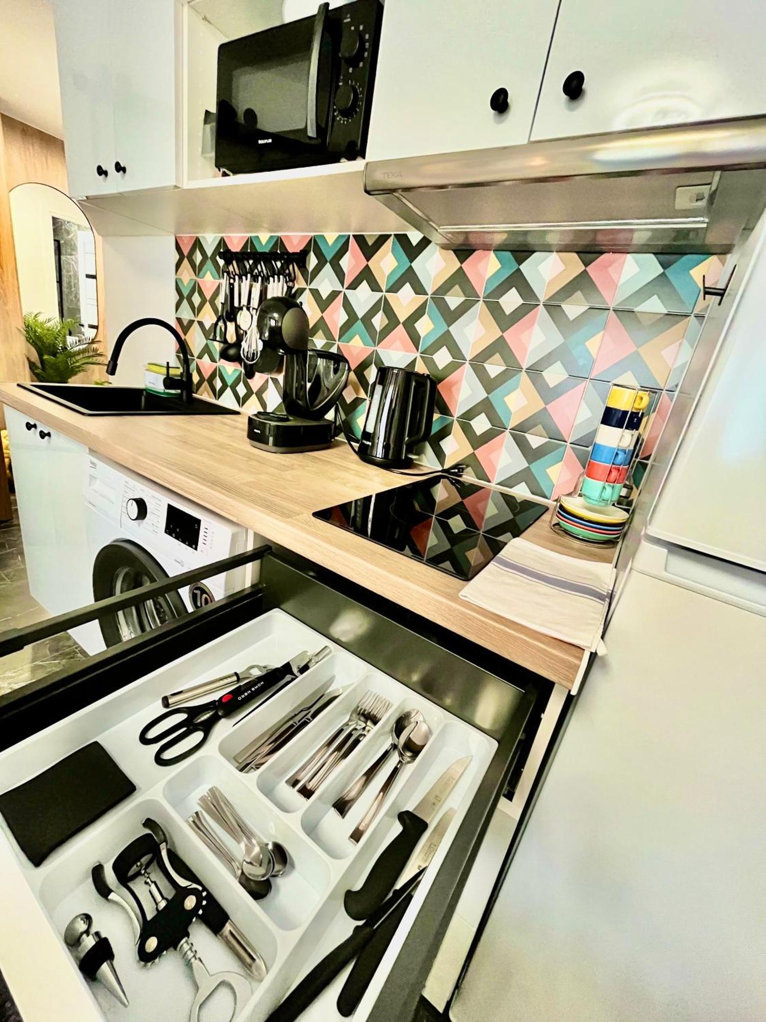 Elegante Apartamento Tres Colores Alicante Eksteriør billede